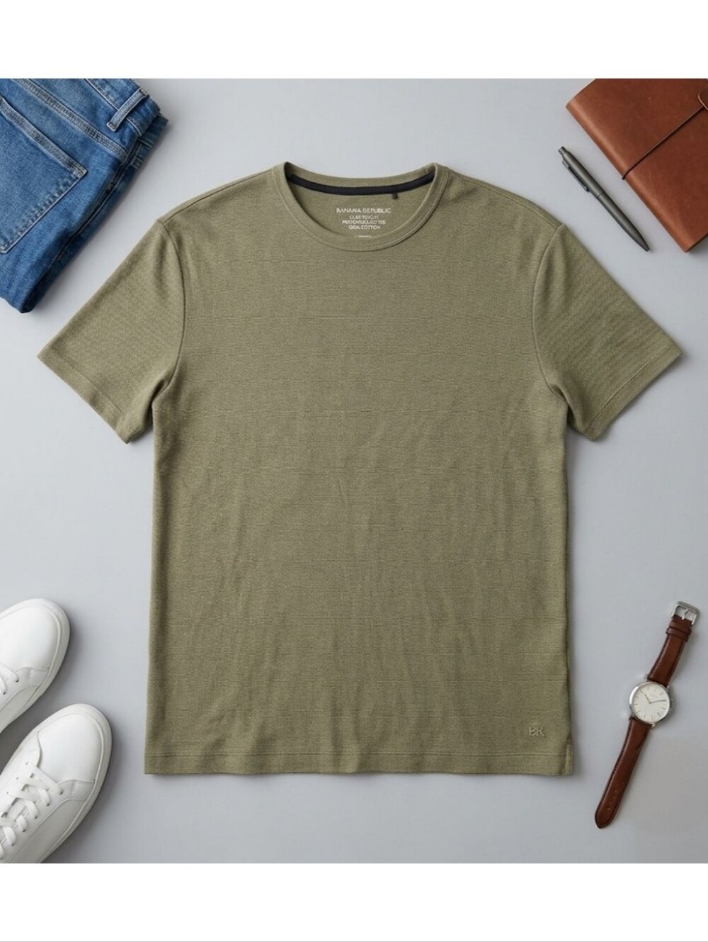 EUC Banana Republic Men's Cotton Olive Crew Neck Short Sleeve Tee, Size Medium